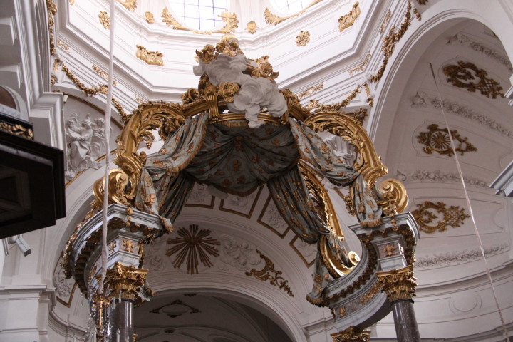 Eglise Saint-Bruno, détail du choeur.