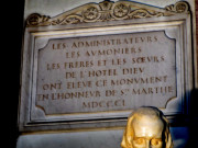 Chapelle de l'Hôtel-Dieu, plaques commémoratives, chaire, Vierge de Mimerel, statue, restauration.