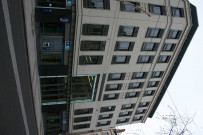 8 rue de la République, nouveau bâtiment de la banque.