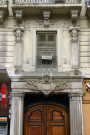 20 place Carnot, détail de la façade.