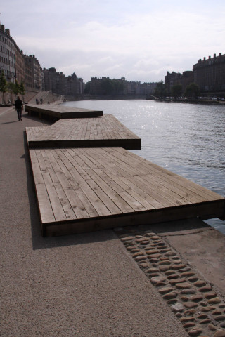 Rives de Saône, planches.