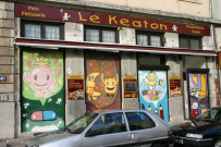 Rue Pierre-Dupont, boulangerie-patisserie le Keaton.