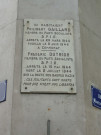 Angle de l'avenue du Maréchal-de-Saxe et de la rue Dunoir, plaque en mémoire de Philibert Gaillard et Frédéric Dutrion.