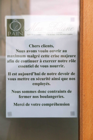 Affichettes.