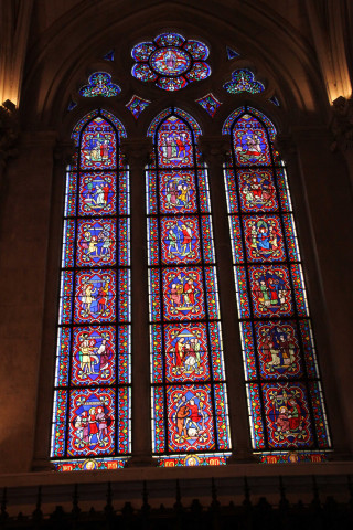 Chapelle des Chartreux, vitraux.