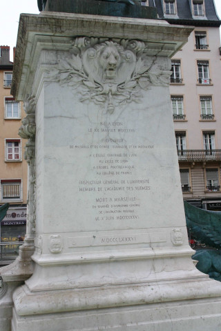 Décembre 2010.