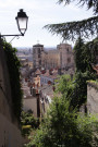 Vue sur la cathédrale Saint-Jean.