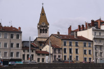 Vers l'église-Saint-Pierre-de-Vaise.