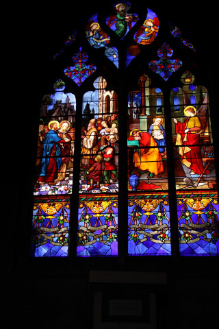 Eglise Saint-Bonaventure, plaque touristique, vitraux.