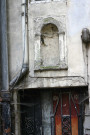 Impasse Verrerie, niche de Vierge vide.