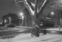 Angle de la rue Smith et de la rue Marc-Antoine Petit sous la neige.