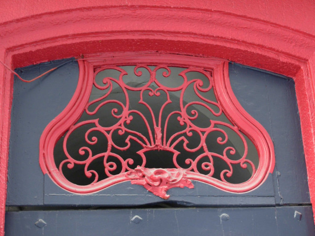 10 rue Mulet, imposte de porte