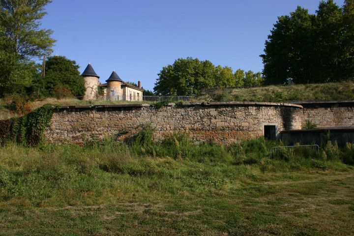 Vues générales des fortifications.
