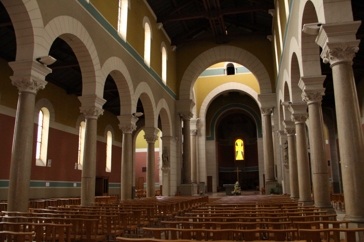 Intérieur.