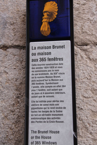 Maison Brunet ou des 365 fenêtres, plaque touristique.