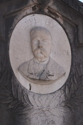 Tombe de Pierre Blanc.
