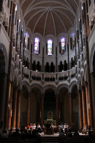 10 rue Sainte-Hélène, lycée Saint-Marc, chapelle, plaques commémoratives.