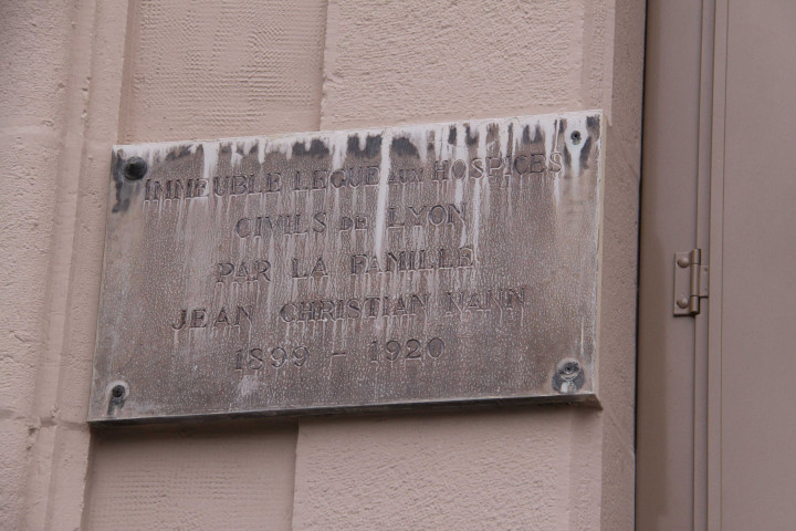 93 avenue Berthelot, plaque.