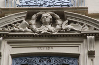 7 place d'Helvétie et rue Malesherbes, détail sur la façade, Klerber.