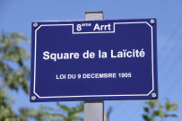Rue Marius-Berliet, plaque du square de la Laïcité.