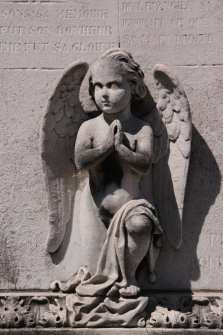Tombe Berger, sculpture d'ange.
