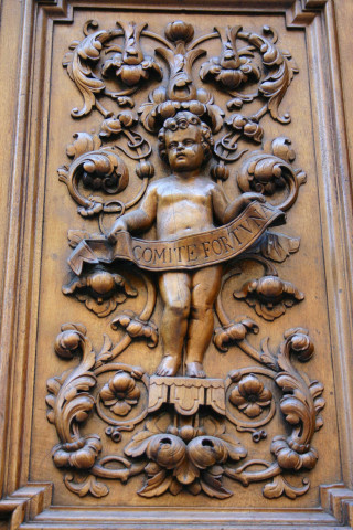 40 rue Président-Edouard-Herriot, porte.