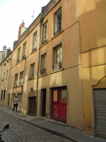 53 rue Saint-Georges.