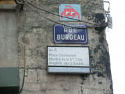 Plaque de rue et signalétique du Site historique de Lyon.