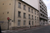 13 avenue des Frères-Lumière et petite-rue de Monplaisir.