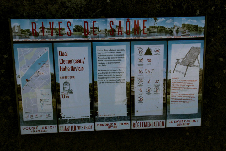 Halte fluviale, panneau explicatif.