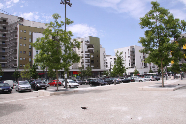 Place Abbé-Pierre.