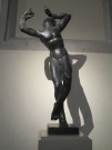 Palais Saint-Pierre, statue "Faune dansant" par Joseph Bernard.