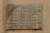 14 rue de Nuit, plaque commémorative.