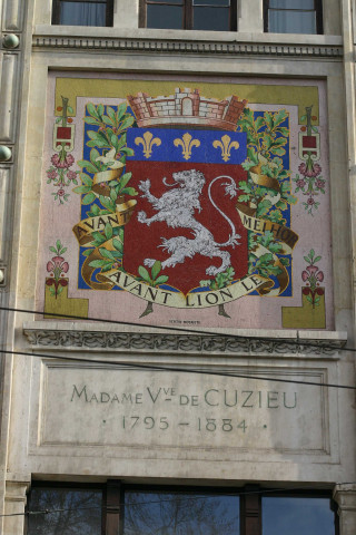 Lycée la Martinière, blason et inscription.