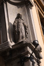 31 rue du Bœuf, statue de la Vierge.