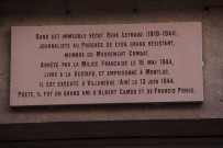 6 rue René-Leynaud, plaque en hommage à René Leynaud (journalsite et résistant).