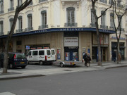 Angle de la rue de la République et de la rue Gentil, cinéma "Ambiance".