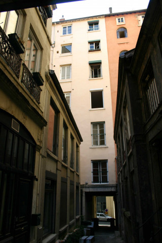 7 rue des Capucins, cour intérieure.