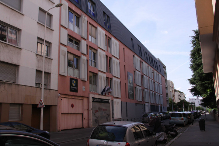 5/7 rue Pierre Robin, lycée Chevreul, anciennement lycée professionnel Alexis Carrel.