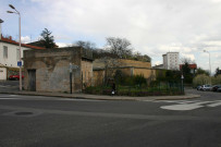 Angle de la rue du Télégraphe, de la rue Roger-Radisson et de la rue Gerlier.