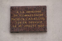 Plaque mémoriale Commissaire Patrick Casassus.