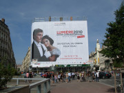 Bâche publicitaire de façade pour le Festival Lumière 2010.