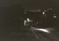 Vue de nuit de la montée de la Grande-Côte et de l'angle de la rue Neyret.
