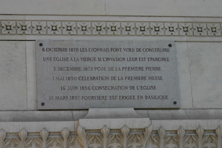 Basilique de Fourvière, plaque commémorative.