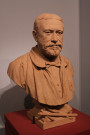 Palais Saint-Pierre, exposition Emile Guimet, buste d'Emile Guimet par Girardet.