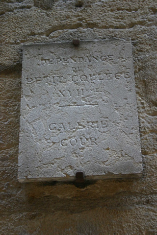 "Dépendance du Petit Collège XVIIeme - Galerie Cour".