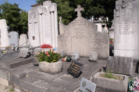 Tombe Charret.