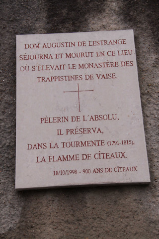 Plaque en mémoire de Dom Augustin.