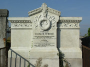 Tombe de la famille Dobler-Ferber.