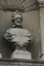4 rue Juiverie, Hôtel Paterin, buste d'Henri IV.